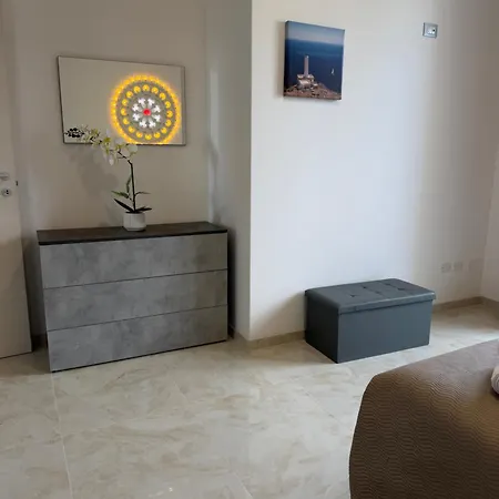 Apartment Lu Sule Lu Mare Le Luci Scorrano (Apulia)