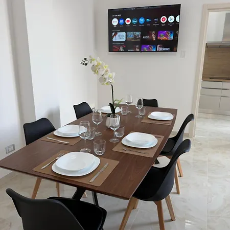 Lu Sule Lu Mare Le Luci Apartment *